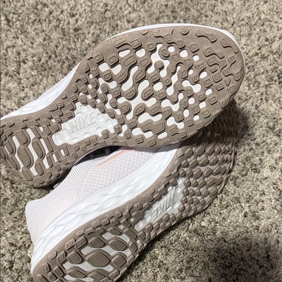 Nike Women's Soft Pink Athletic Sneakers - Picture 4 of 6